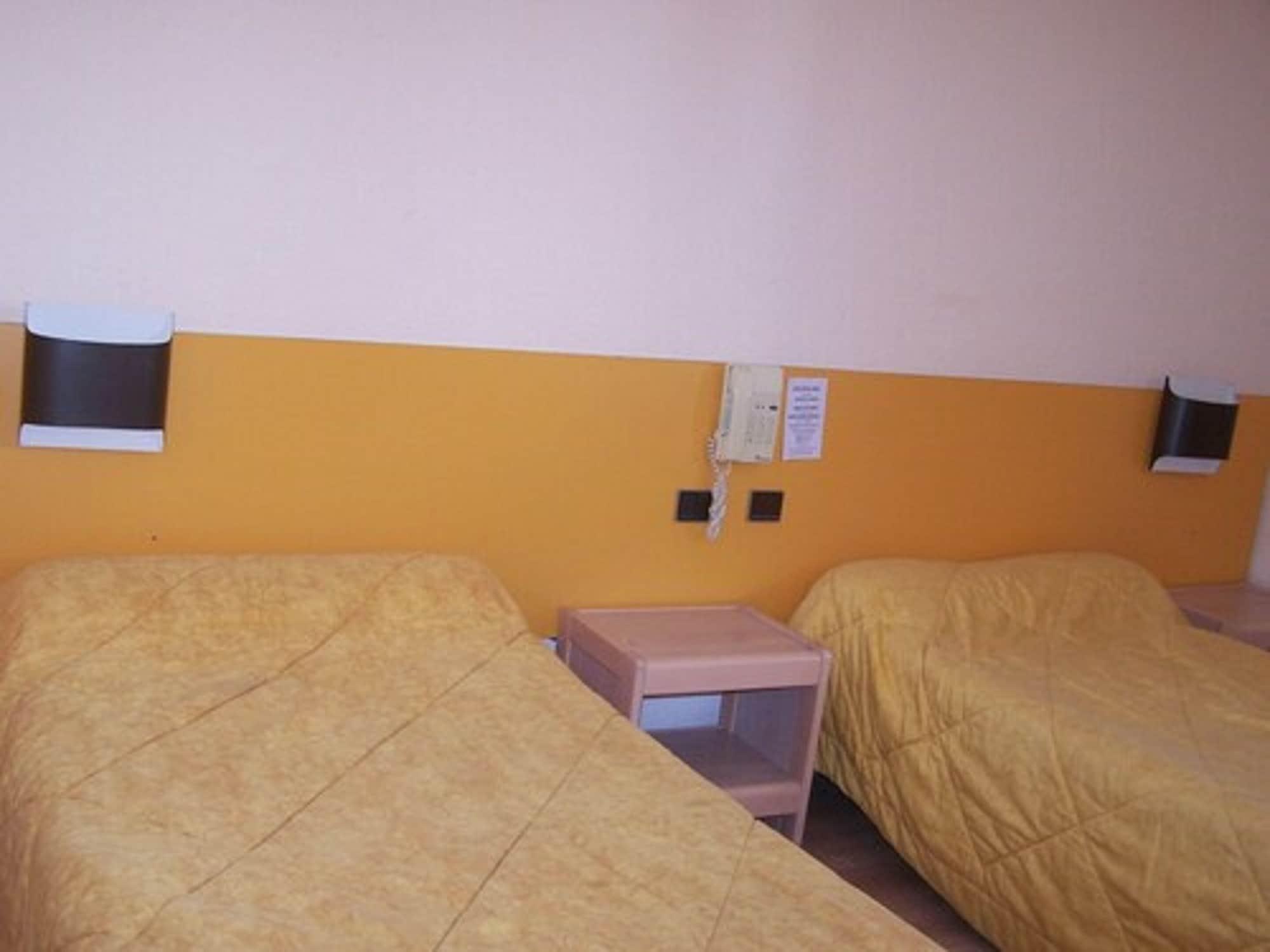 Hotel Estival Arriel Лурд Екстер'єр фото